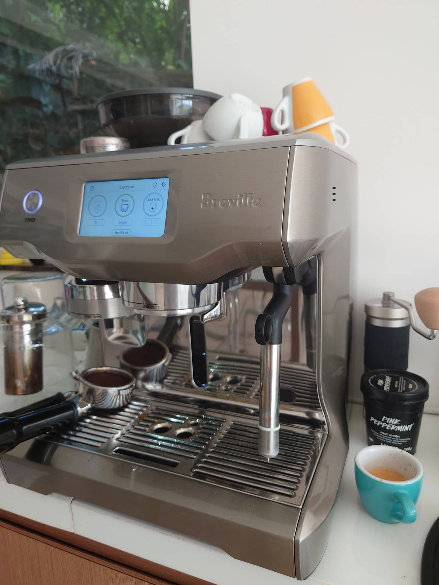 Breville Oracle Touch vs Barista Pro: Which Is The Better?